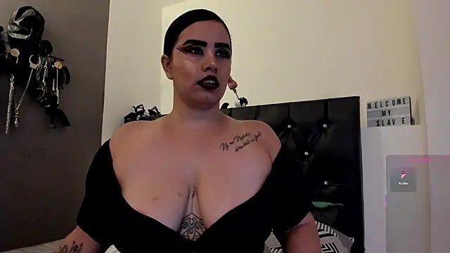 MariaGaitan online show from 11/07/25, 07:03