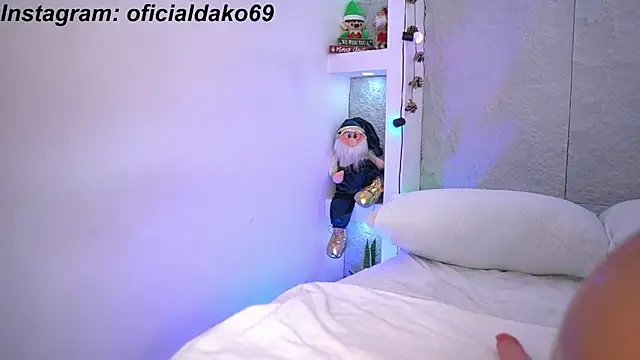 Dakota Lee online show from 12/21/24, 03:36