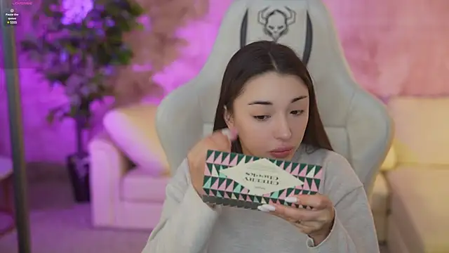 Jasmine Flow online show from 02/03/25, 07:51