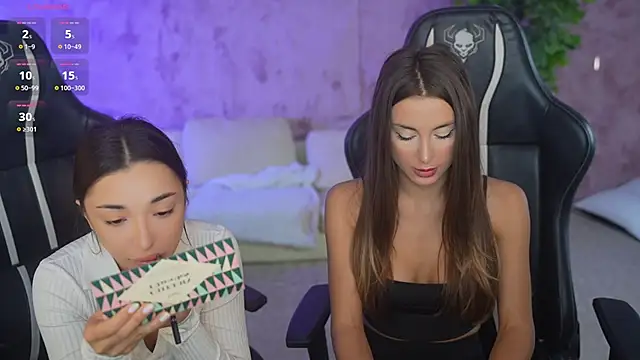 Jasmine Flow online show from 10/13/25, 06:57