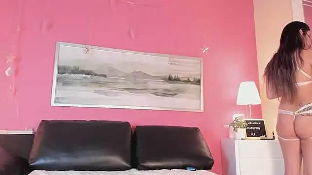 Tiffanysurez  online show from 02/21/25, 08:05