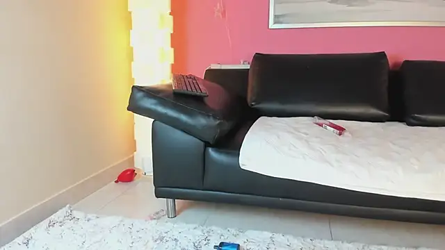 Tiffanysurez  online show from 02/22/25, 01:02