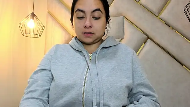 Snapshot of nalalye_cruzz_ chatting on 02/14/25, 08:42 nalalye cruzz online show from 02/14/25, 08:42