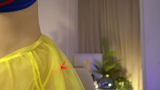 VixenMia online show from 12/20/24, 03:47