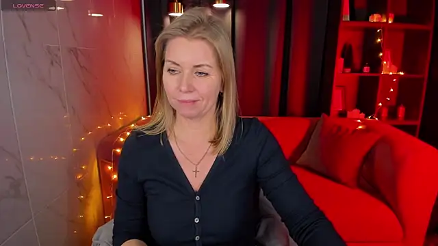 Annie Light online show from 01/17/25, 11:59