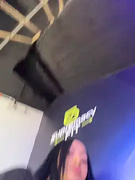 Luisa Fernandaa online show from 03/25/26, 07:20