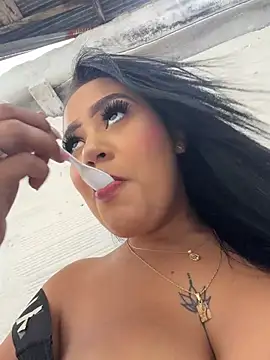 Luisa Fernandaa online show from 04/11/26, 09:52