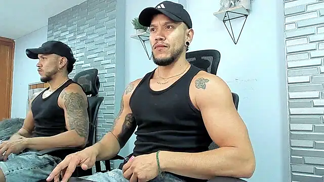 ARON TAYLER01 online show from 01/21/25, 04:48