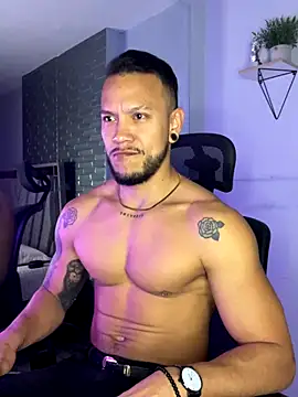 ARON TAYLER01 online show from 09/10/25, 10:37