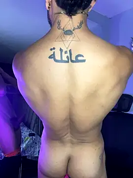 ARON TAYLER01 online show from 10/18/25, 10:38