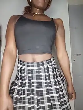 NicRaisaa online show from 05/27/26, 04:20