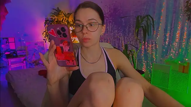 poli   online show from 03/13/26, 04:24