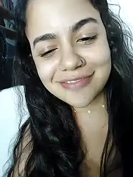 Snapshot of demonaughtyyy chatting on 12/21/24, 08:28 demonaughtyyy online show from 12/21/24, 08:28