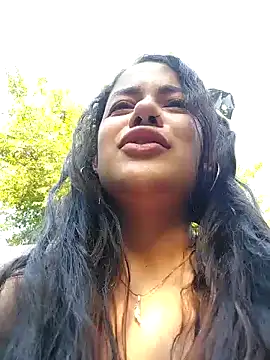 Snapshot of demonaughtyyy chatting on 01/26/25, 10:35 demonaughtyyy online show from 01/26/25, 10:35