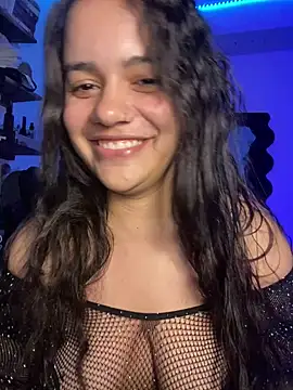 Snapshot of demonaughtyyy chatting on 02/04/25, 04:48 demonaughtyyy online show from 02/04/25, 04:48