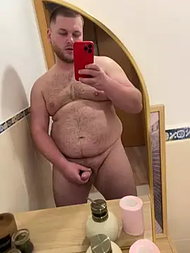 Snapshot of Cozqhh chatting on 03/15/26, 12:44 Cozqhh online show from 03/15/26, 12:44