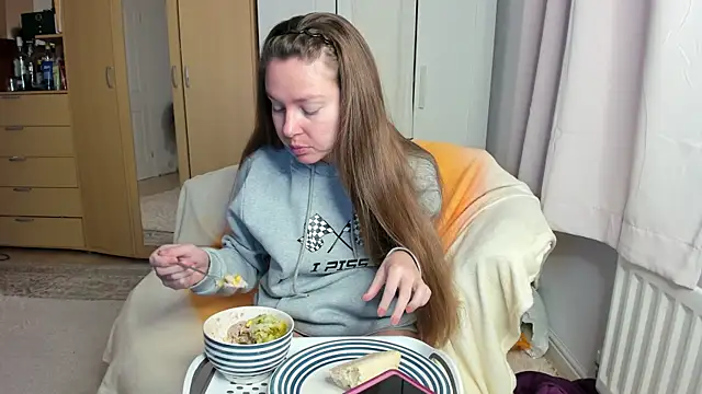 Rolla Coaster online show from 04/11/26, 07:18