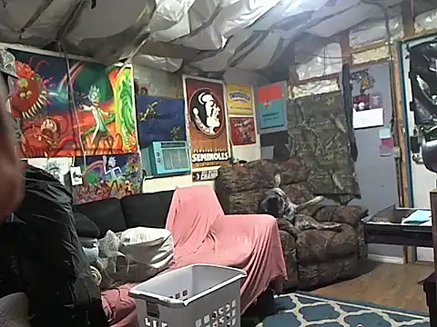 CloudDadddyyy420 online show from 12/23/24, 10:33