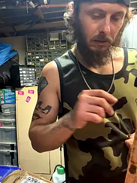 CloudDadddyyy420 online show from 10/19/25, 12:22