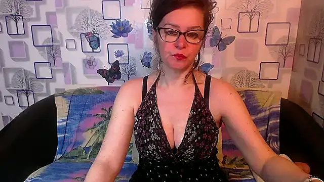 milfsexy online show from 02/14/26, 09:28