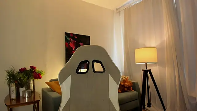 lit asella online show from 02/17/26, 08:11