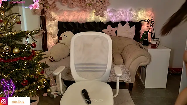 Meliazz online show from 12/25/24, 07:57