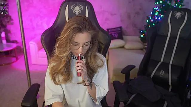 Kisasolo online show from 12/17/25, 08:15