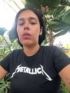 Snapshot of Annya-sweet chatting on 02/04/25, 03:15 Annya-sweet online show from 02/04/25, 03:15