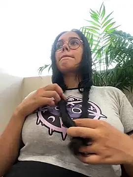 Snapshot of Annya-sweet chatting on 02/05/25, 02:59 Annya-sweet online show from 02/05/25, 02:59