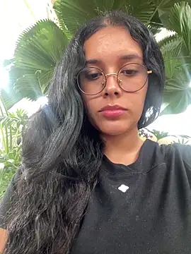 Snapshot of Annya-sweet chatting on 02/14/25, 02:54 Annya-sweet online show from 02/14/25, 02:54