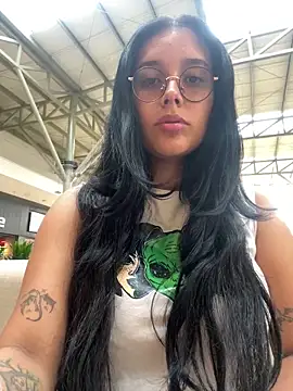 Snapshot of Annya-sweet chatting on 02/25/25, 05:58 Annya-sweet online show from 02/25/25, 05:58