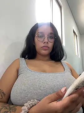 Snapshot of Annya-sweet chatting on 03/03/25, 03:09 Annya-sweet online show from 03/03/25, 03:09