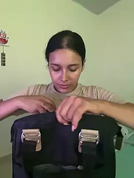 Snapshot of Annya-sweet chatting on 03/17/25, 09:13 Annya-sweet online show from 03/17/25, 09:13