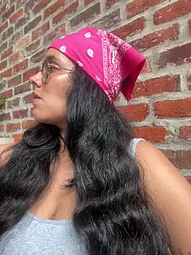 Snapshot of Annya-sweet chatting on 03/20/25, 02:42 Annya-sweet online show from 03/20/25, 02:42