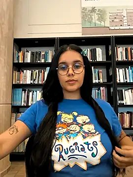 Snapshot of Annya-sweet chatting on 10/02/25, 06:48 Annya-sweet online show from 10/02/25, 06:48