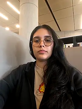 Snapshot of Annya-sweet chatting on 10/15/25, 02:39 Annya-sweet online show from 10/15/25, 02:39