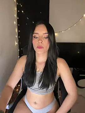 Snapshot of salome_polaniiee chatting on 12/31/24, 06:27 salome polaniiee online show from 12/31/24, 06:27