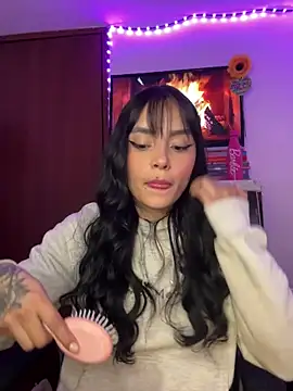 Snapshot of salome_polaniiee chatting on 09/24/25, 06:06 salome polaniiee online show from 09/24/25, 06:06