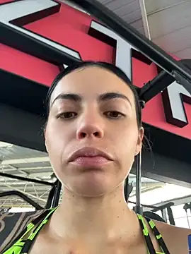 i am nina  online show from 06/17/26, 04:30