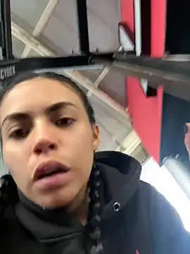 i am nina  online show from 07/02/26, 05:41