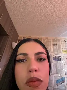 i am nina  online show from 07/12/26, 08:11