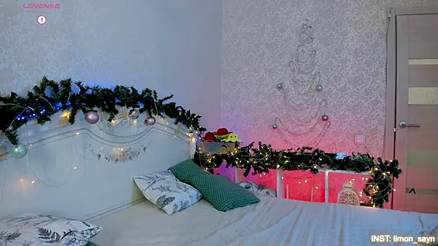 LillyMoure  online show from 01/09/26, 11:50