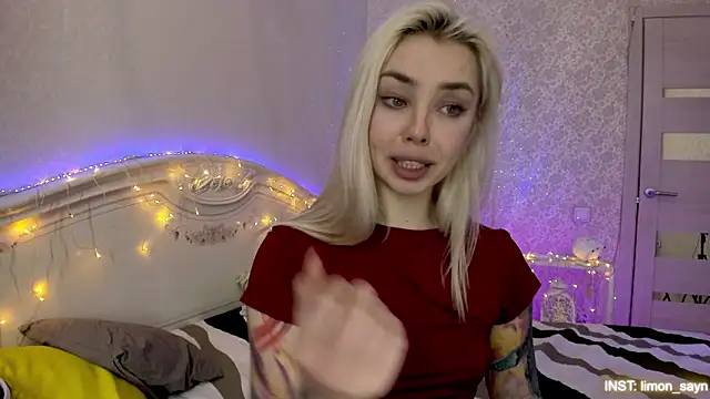 LillyMoure  online show from 02/03/26, 02:53