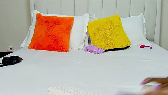  heavenlysent online show from 02/10/26, 01:53