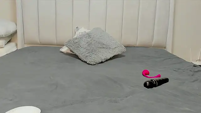  heavenlysent online show from 04/01/26, 01:28