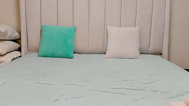  heavenlysent online show from 04/20/26, 01:52