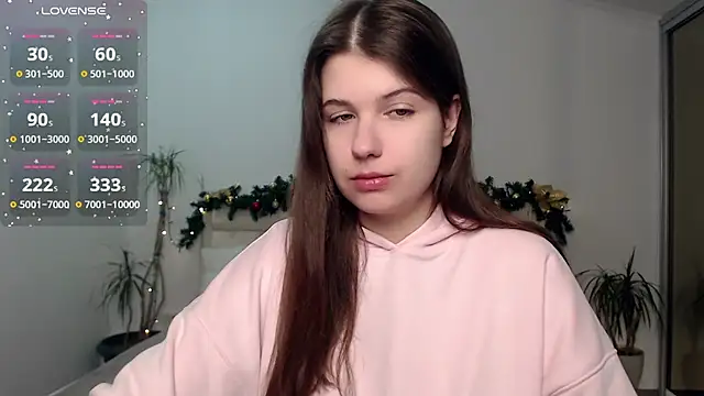 Snapshot of SayMeow_ chatting on 12/20/24, 03:36 SayMeow  online show from 12/20/24, 03:36