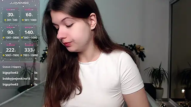 Snapshot of SayMeow_ chatting on 12/21/24, 04:19 SayMeow  online show from 12/21/24, 04:19