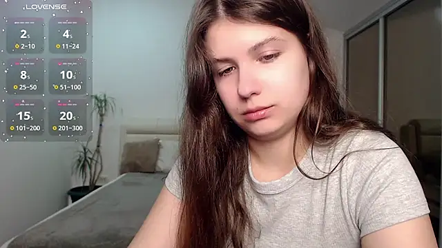 Snapshot of SayMeow_ chatting on 01/28/25, 10:34 SayMeow  online show from 01/28/25, 10:34
