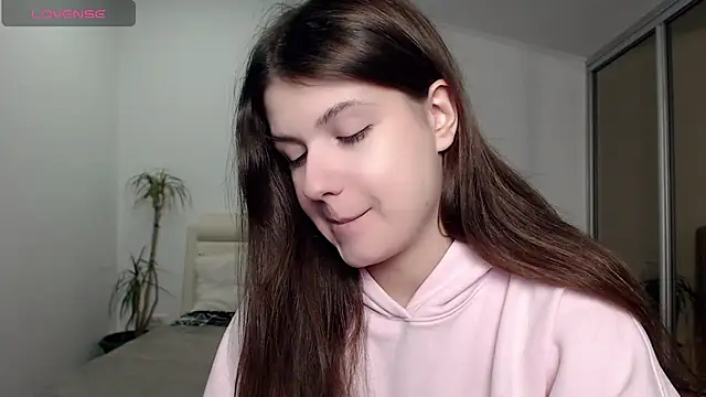 Snapshot of SayMeow_ chatting on 02/05/25, 08:35 SayMeow  online show from 02/05/25, 08:35